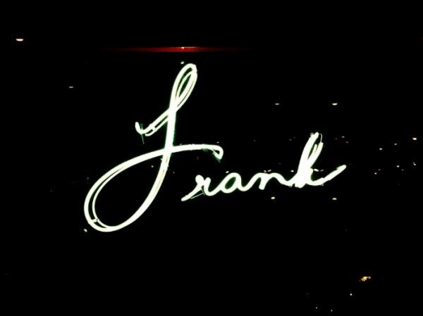 Frank-Logotipo